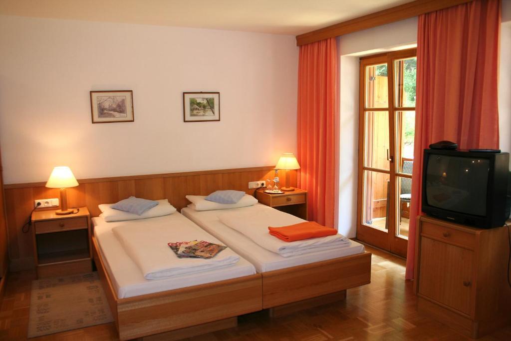 Ferienhaus Am Roemerweg Klais Room photo