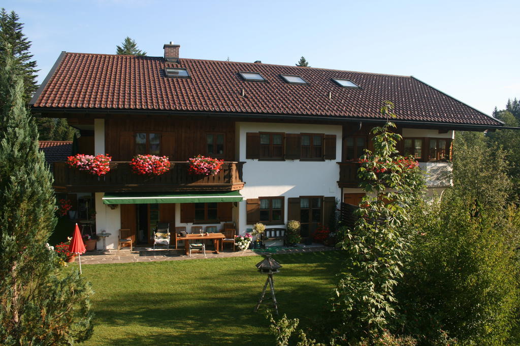 Ferienhaus Am Roemerweg Klais Exterior photo